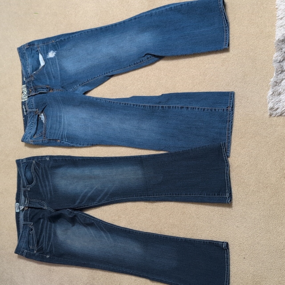 2 prs juniors jeans